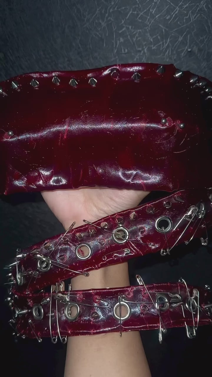 Bondage resin top